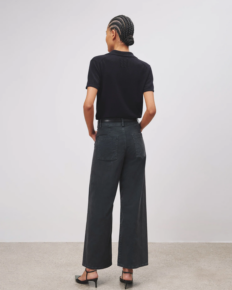 Megan Pant | Carbon