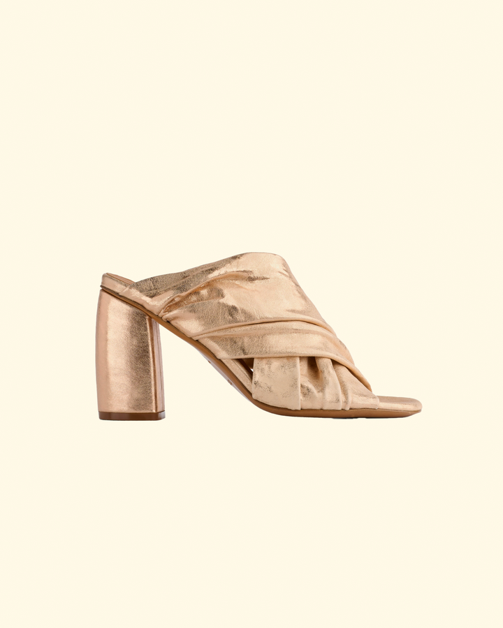 Heeled Laminated Leather Crossed Sandals | Cipria