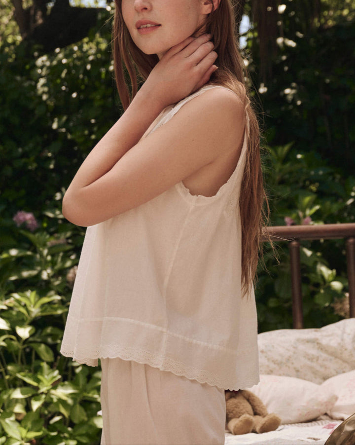 The Eyelet Tank | White