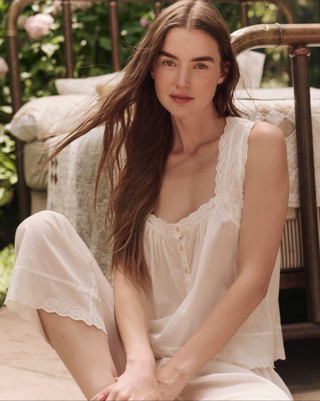 The Eyelet Tank | White