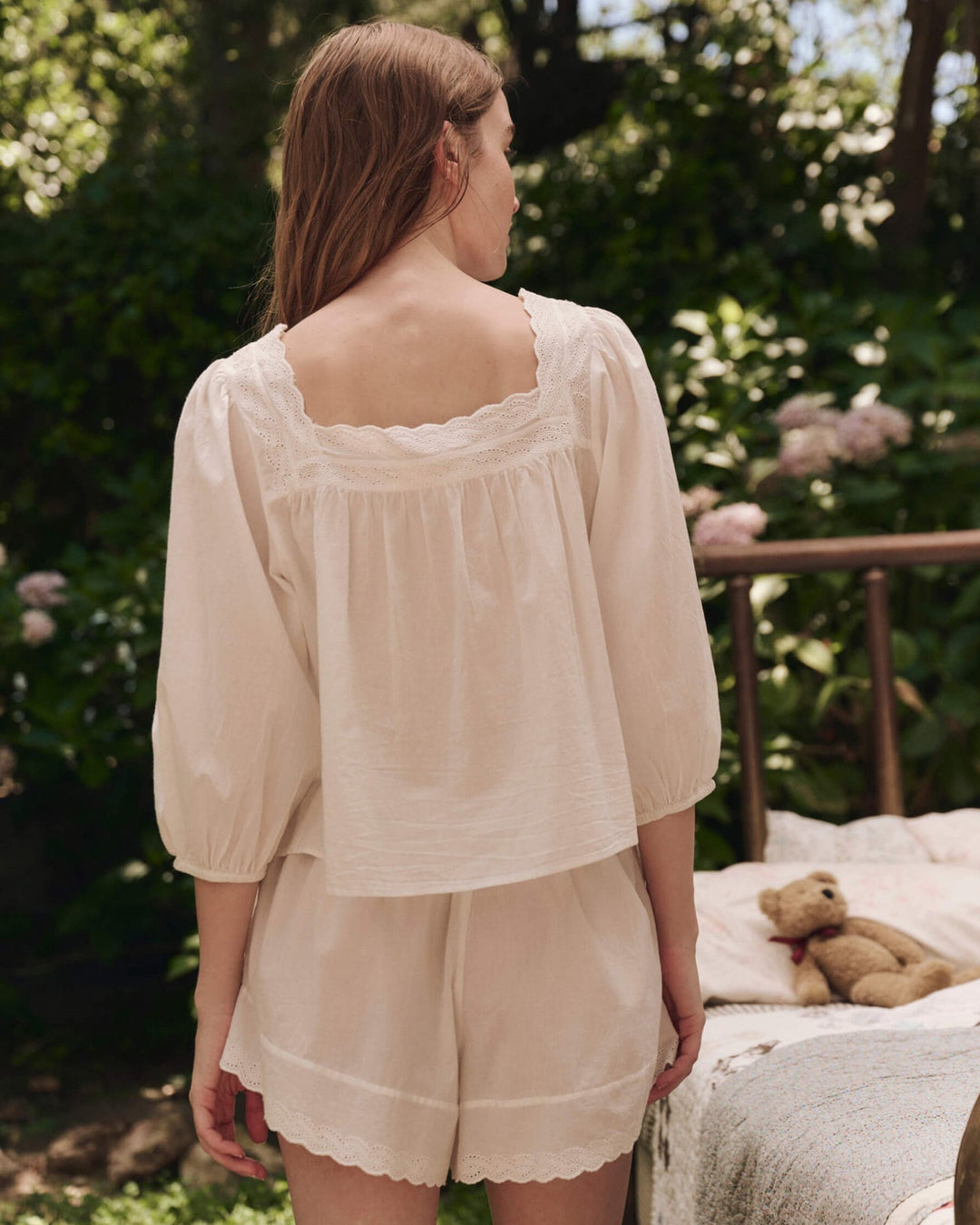 The Eyelet Tap Short | White