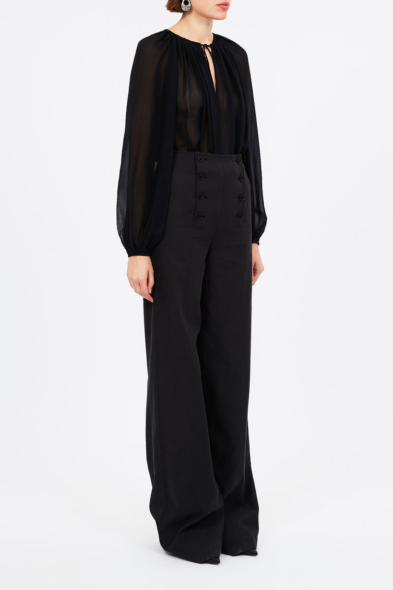 Yalena Pant | Noir