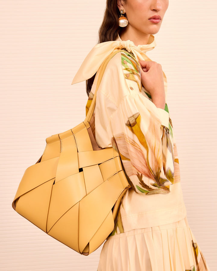 Charlotte Shoulder Bag | Lotus