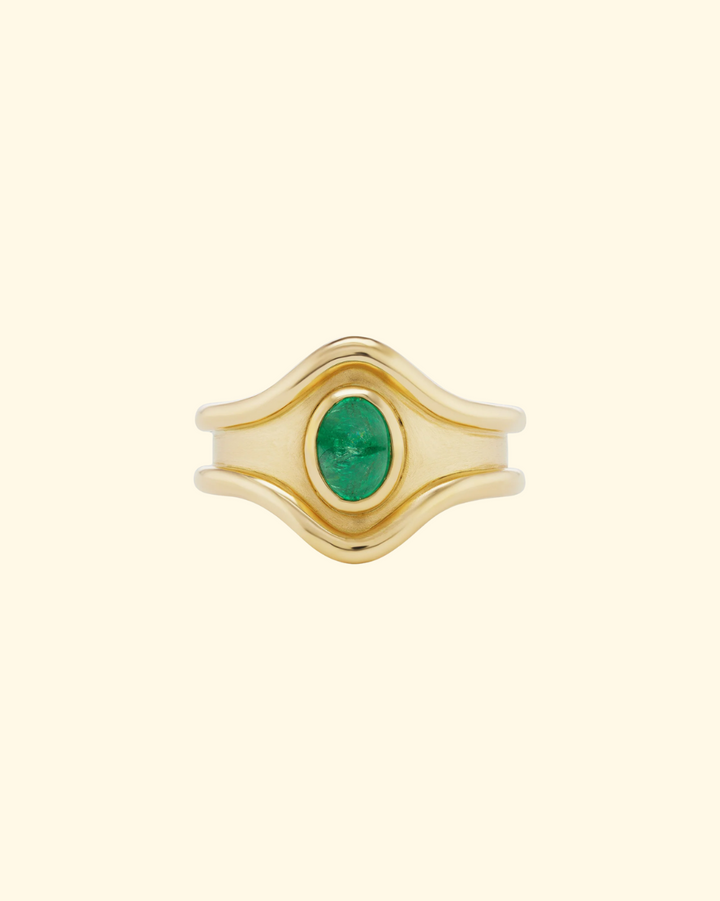 Shelter Island Ring in Emerald | 18k Yellow Gold