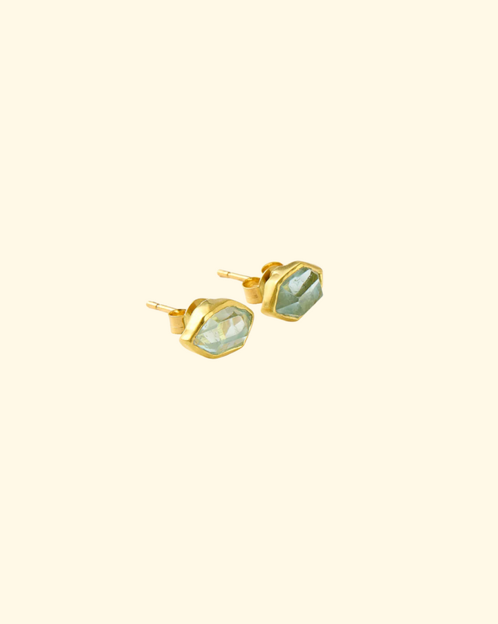 Cerulean Classic Studs | 18K YG & Aquamarine