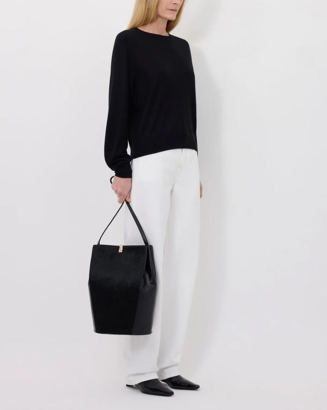 Angus Fine Knit Sweater | Black