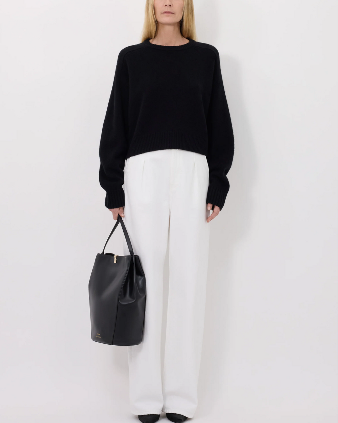Bruzzi Cropped Sweater | Black