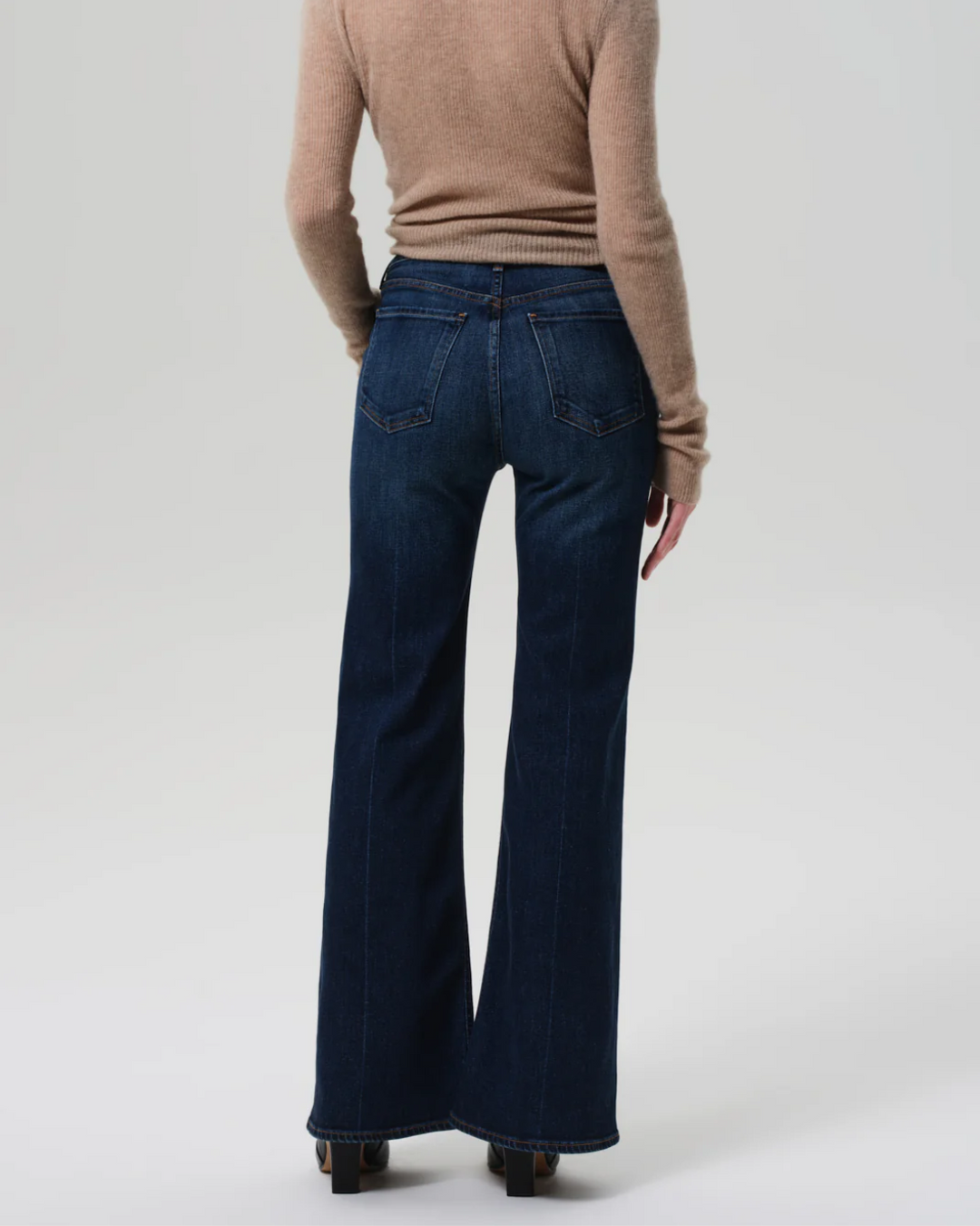 Kimberly Patch Pocket Flare | Mirka