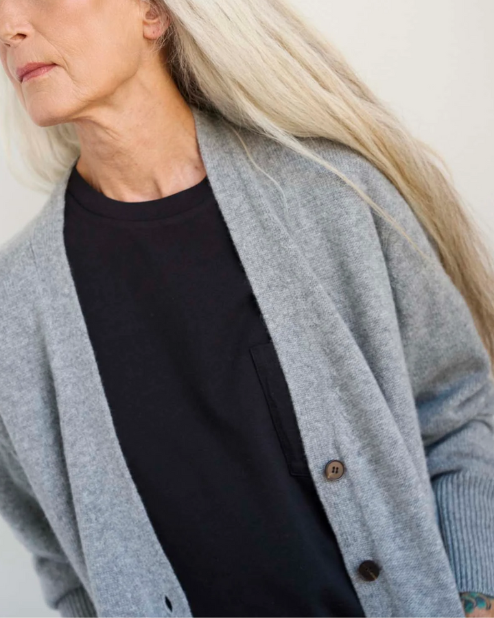 The Welt Pocket cardigan | Light Heather