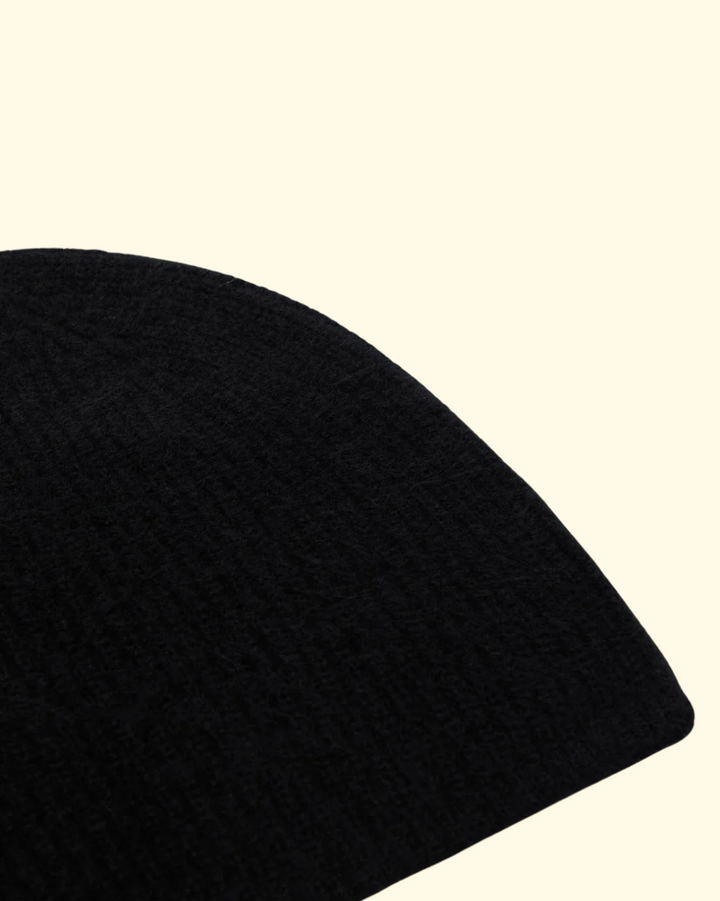 Flyn Cashmere Beanie | Black