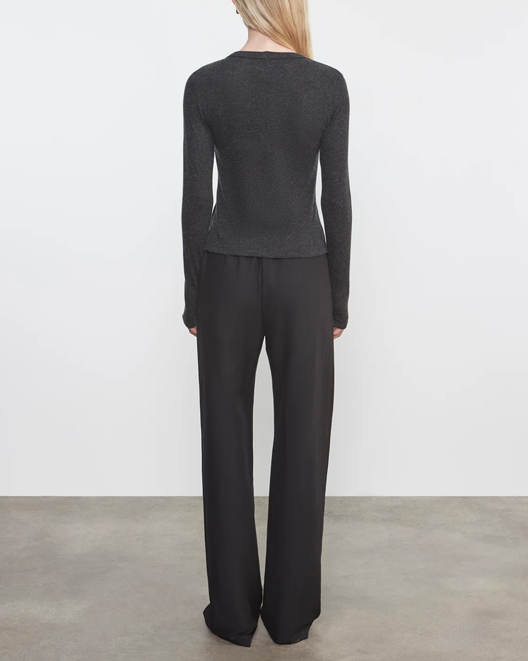 Cashmere Classic L/S Crew | Charcoal