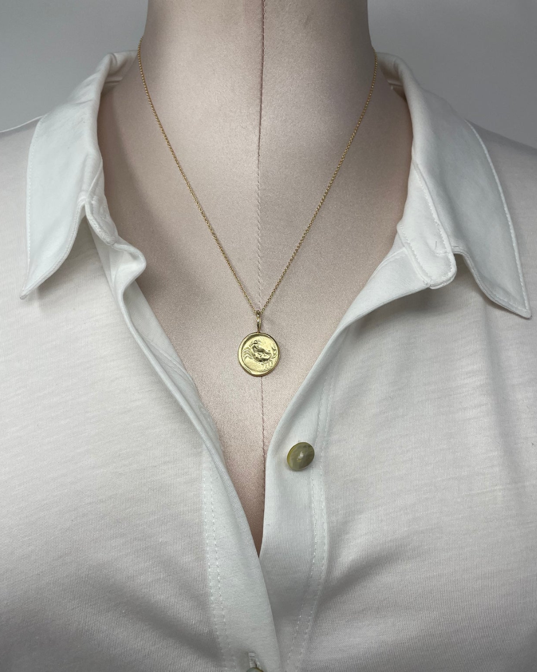 The Crab Zodiac Cancer | 14k Yellow Gold