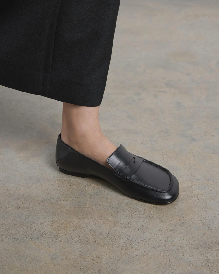 Drew Loafer w/ Penny Strap | Black