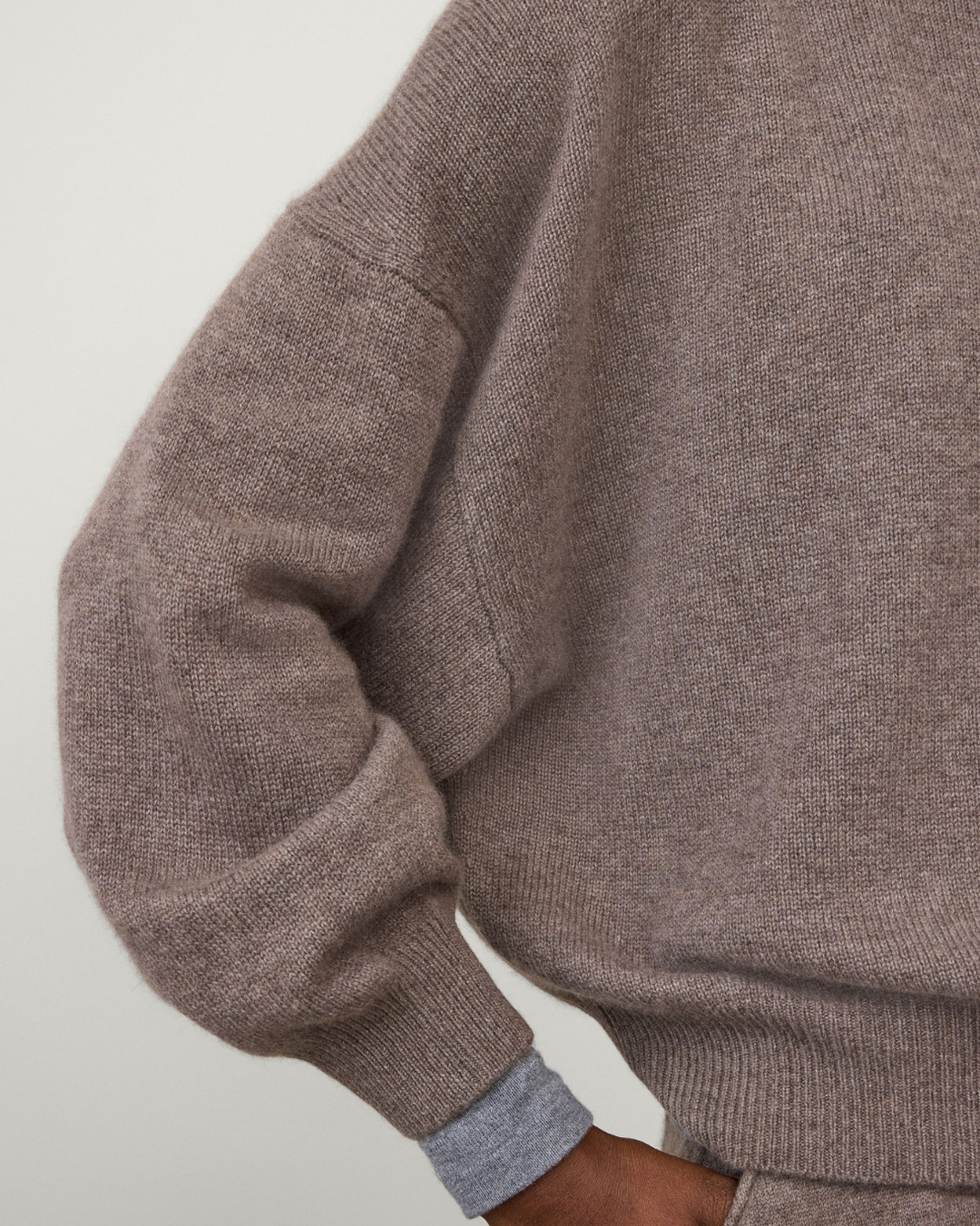 Veira Sweater | Truffle