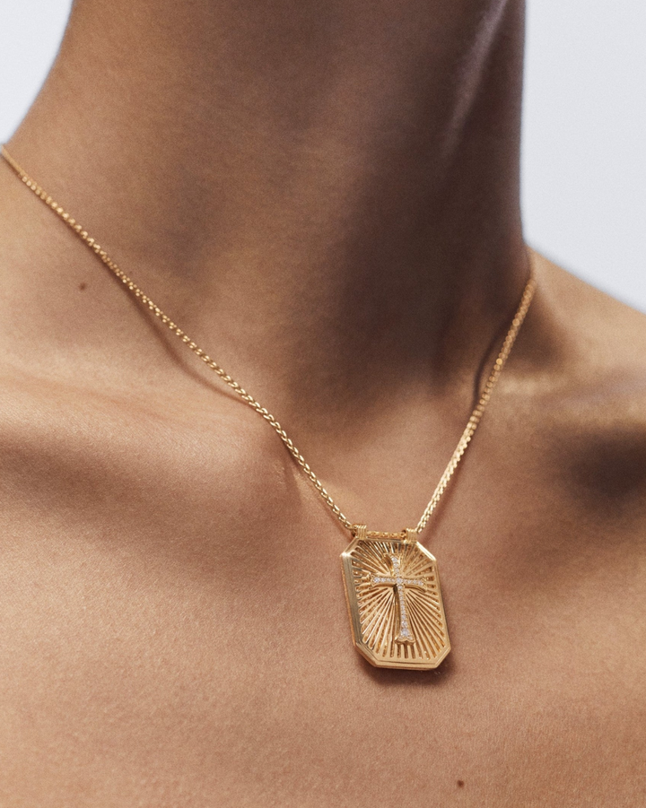 Cross Scapular | 18k Yellow Gold