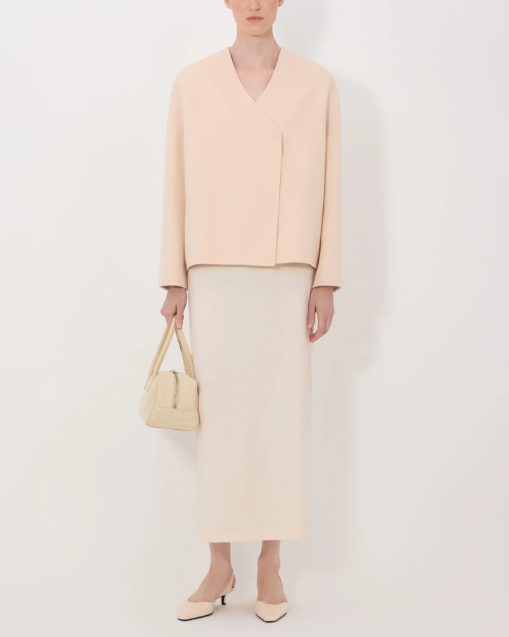 Maara Oval-Shaped Jacket | Cream Rose