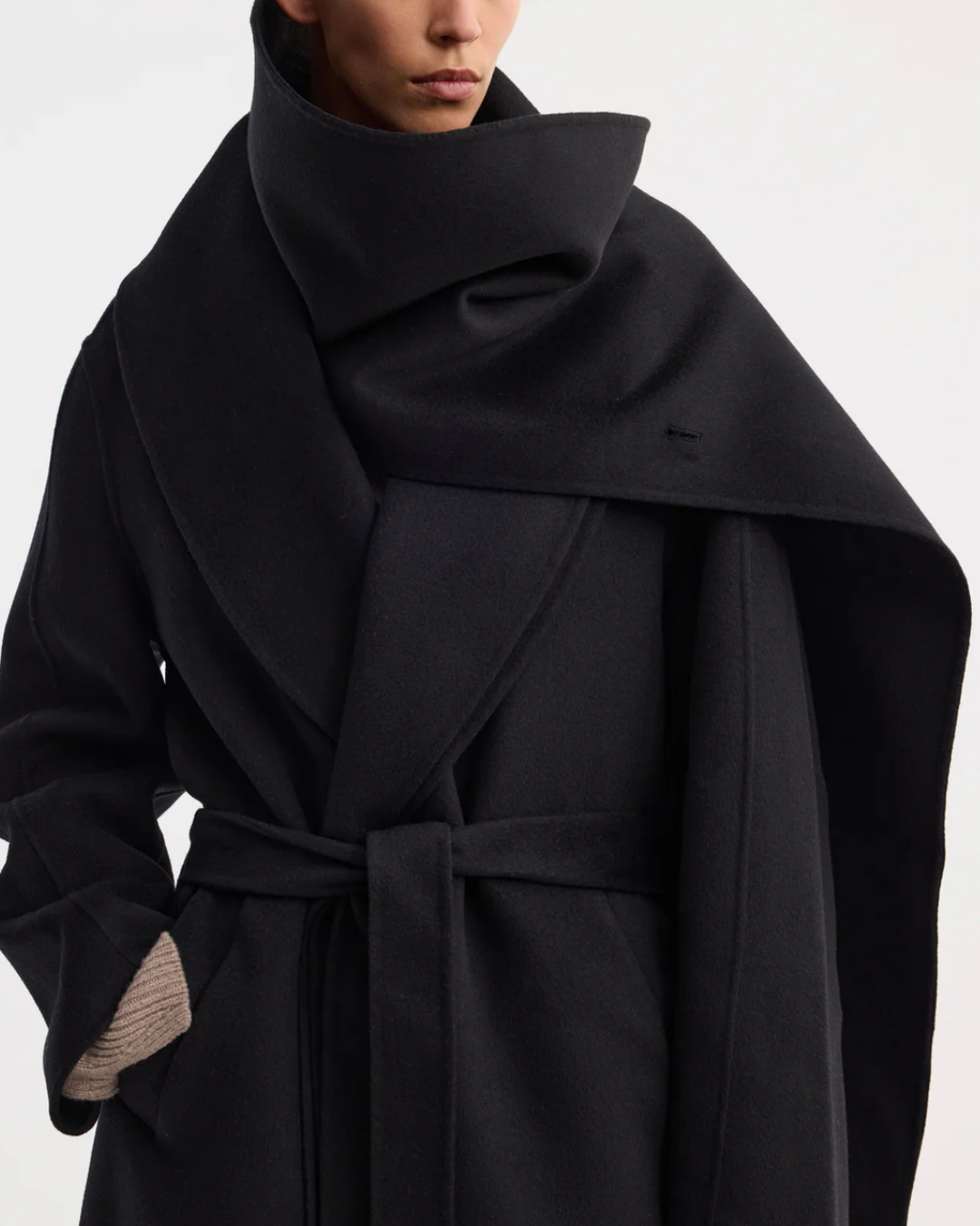 Signature Double Faced Scarf Coat | Black