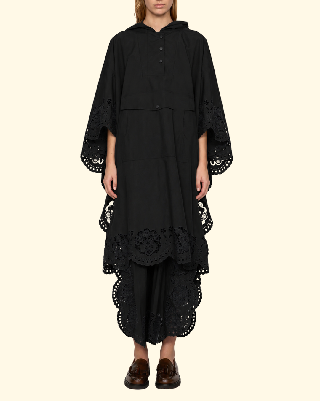 Vittoria Eyelet Anorak | Black