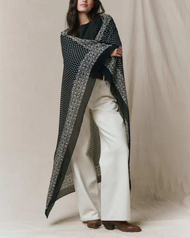 The Big Bandana | Almost Black