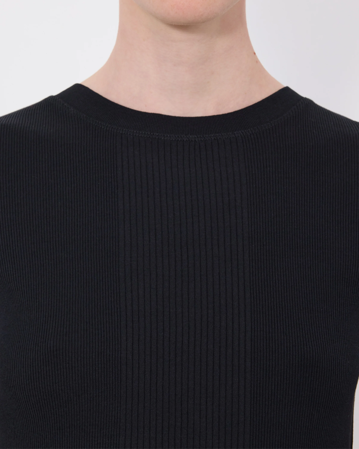 Avalyn LDS Fitted T-Shirt | Black