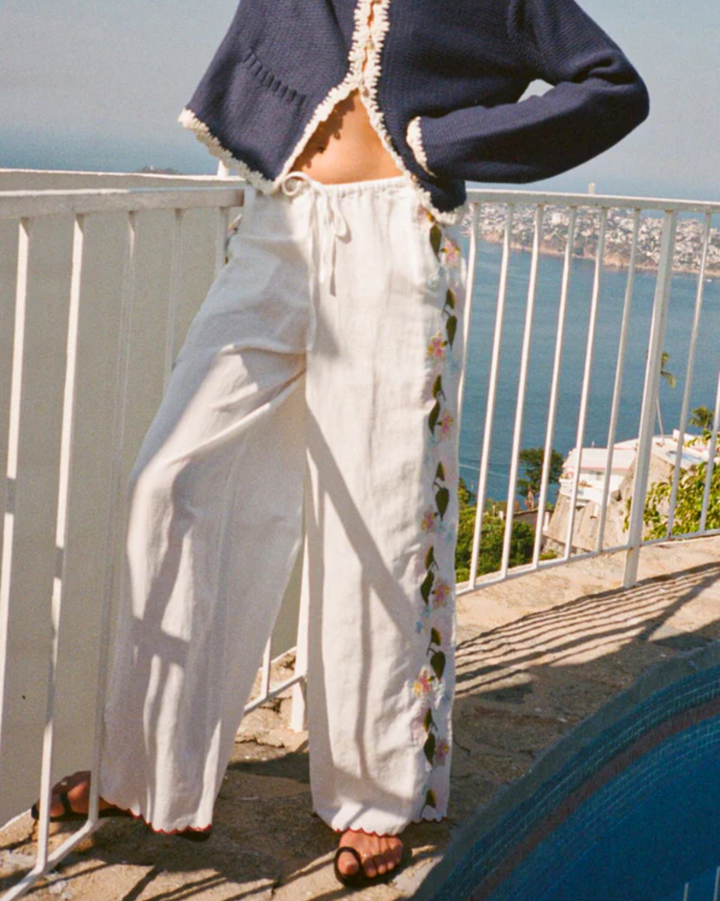 Ermmano Pant | White