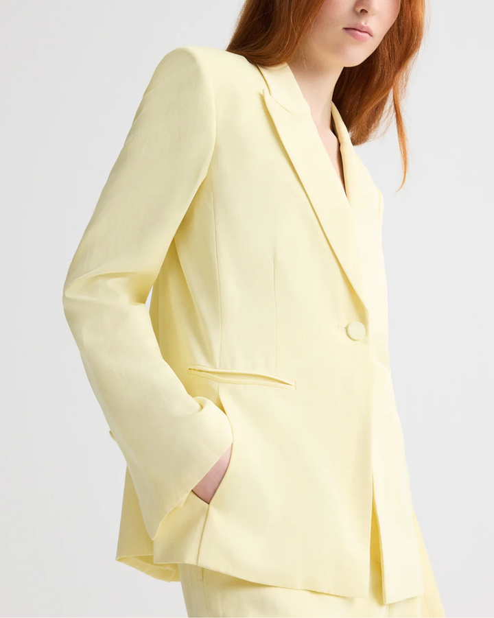 Her Fit Blazer | Flan