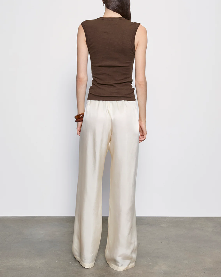 Textured Rib Sleeveless V | Chocolate