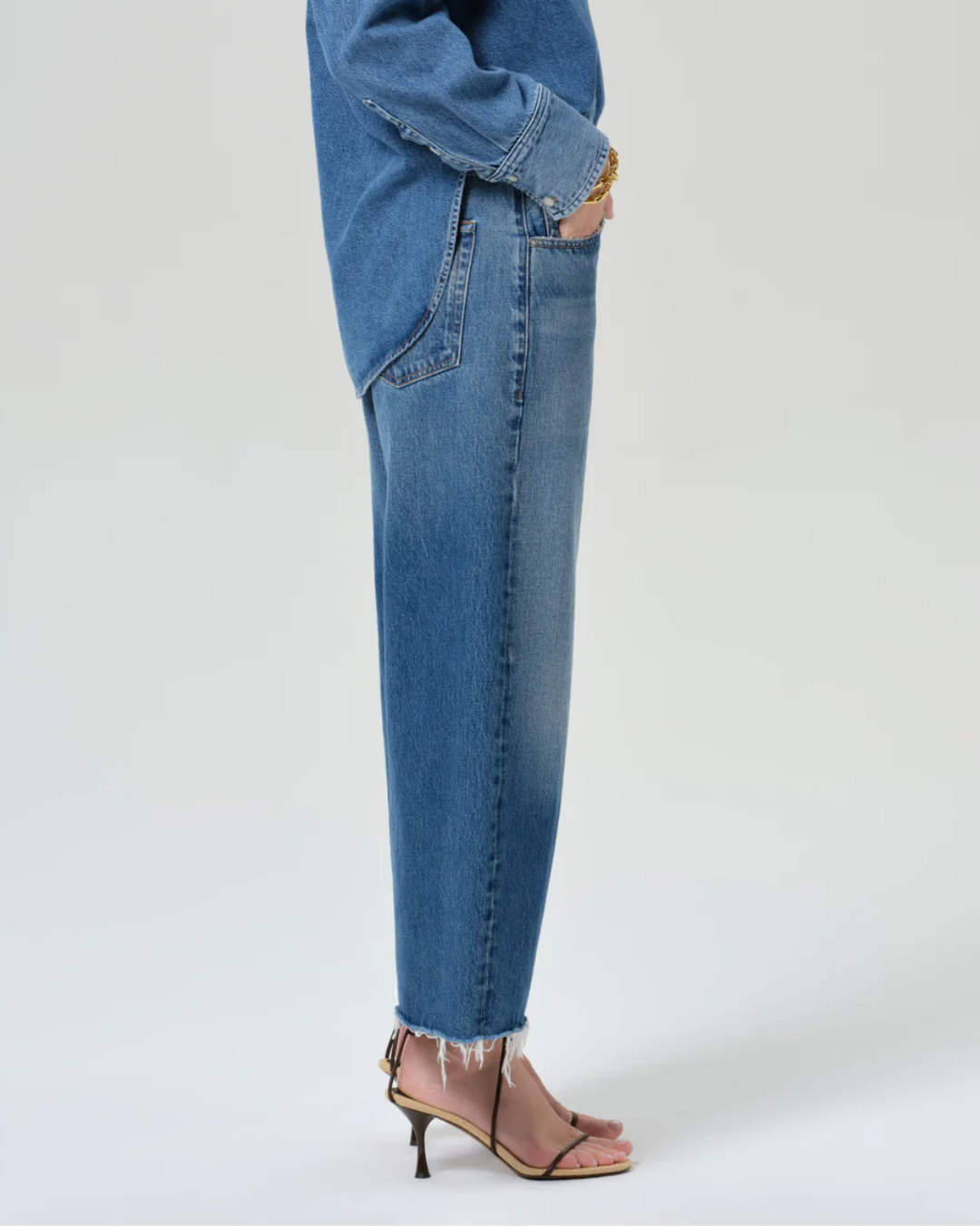 Ayla Raw Hem Crop | Chaya