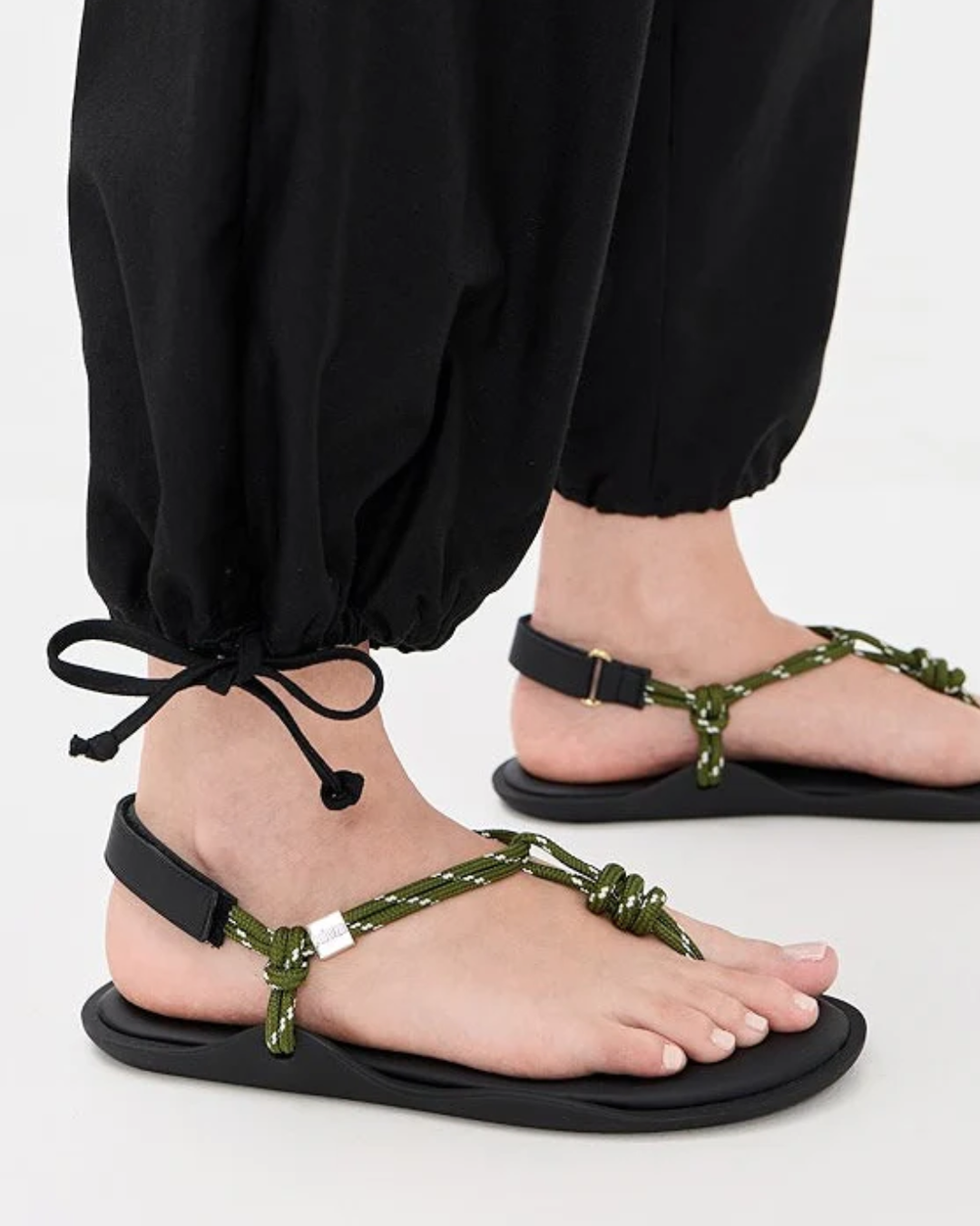 Flo | Military Green