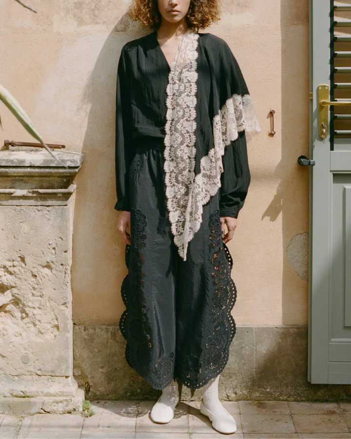 Vittoria Eyelet Pant | Black