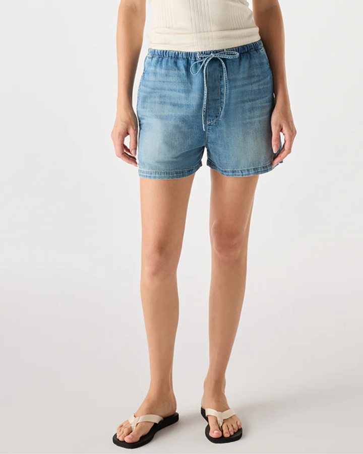 Simone Short | Swell