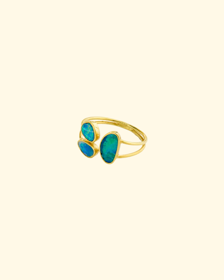 18kt Gold Alectrona Three Stone Almost Ring | Opal