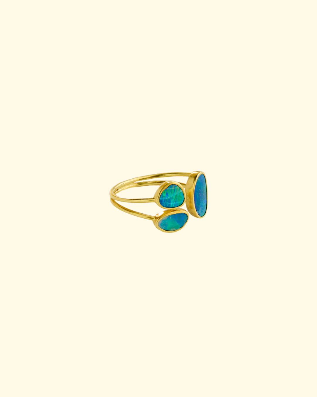 18kt Gold Alectrona Three Stone Almost Ring | Opal