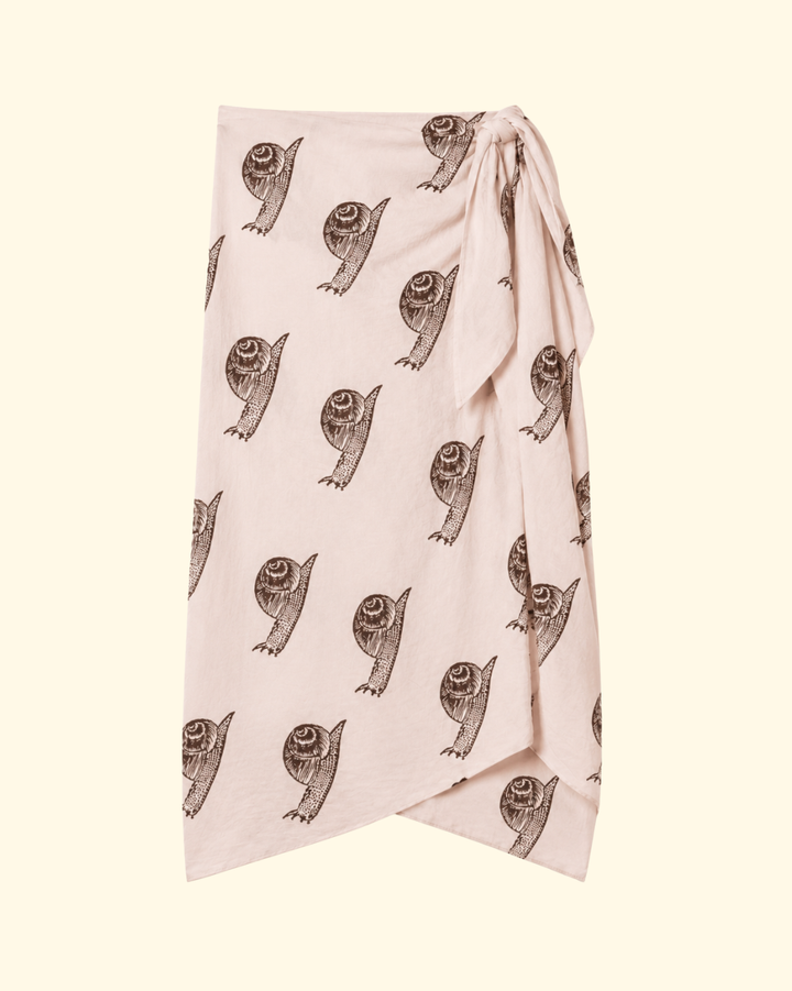 Soraya Snail Study Silk Sarong | Light Pink