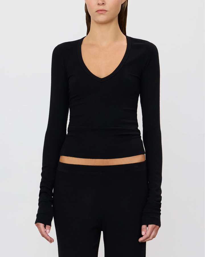 Long Sleeve V-Neck Top | Black
