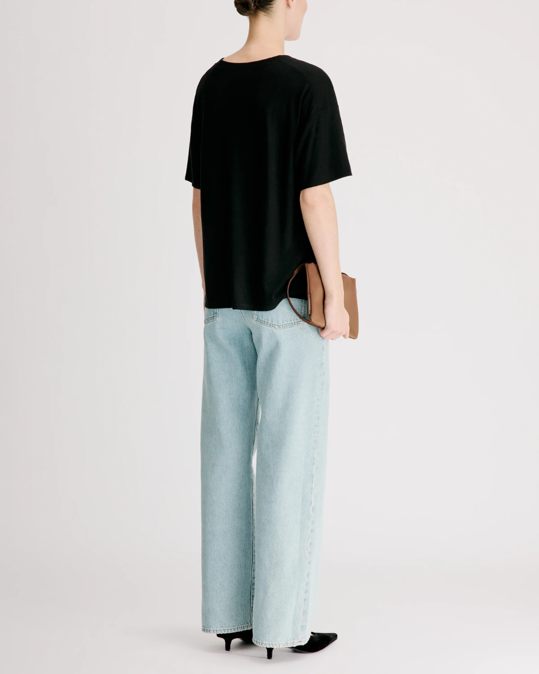Ezra Classic Fit T-Shirt | Black
