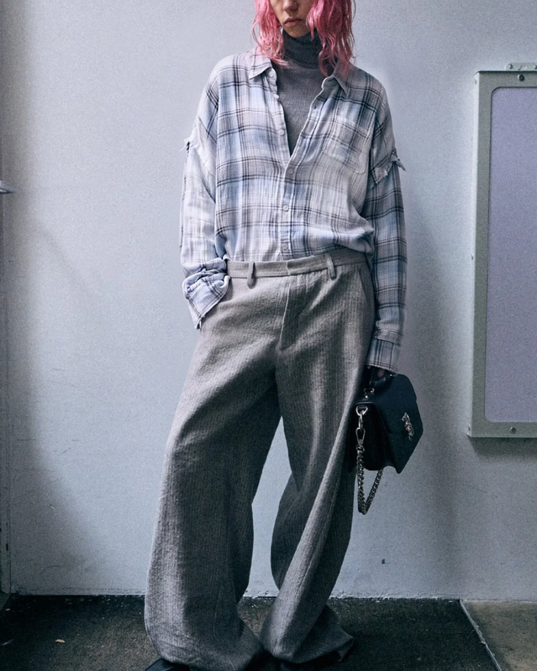 Shredded Seam Drop Neckshirt | Blue Bleached Plaid