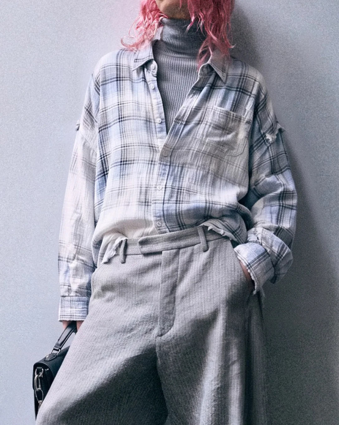 Shredded Seam Drop Neckshirt | Blue Bleached Plaid