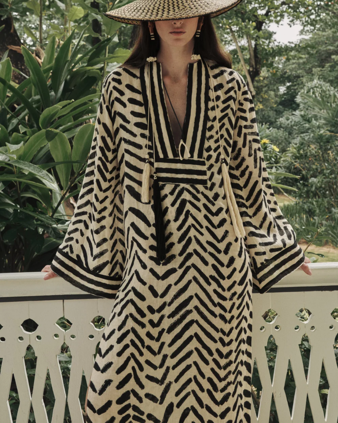 Squared Away Tunic | Ecru/ Black