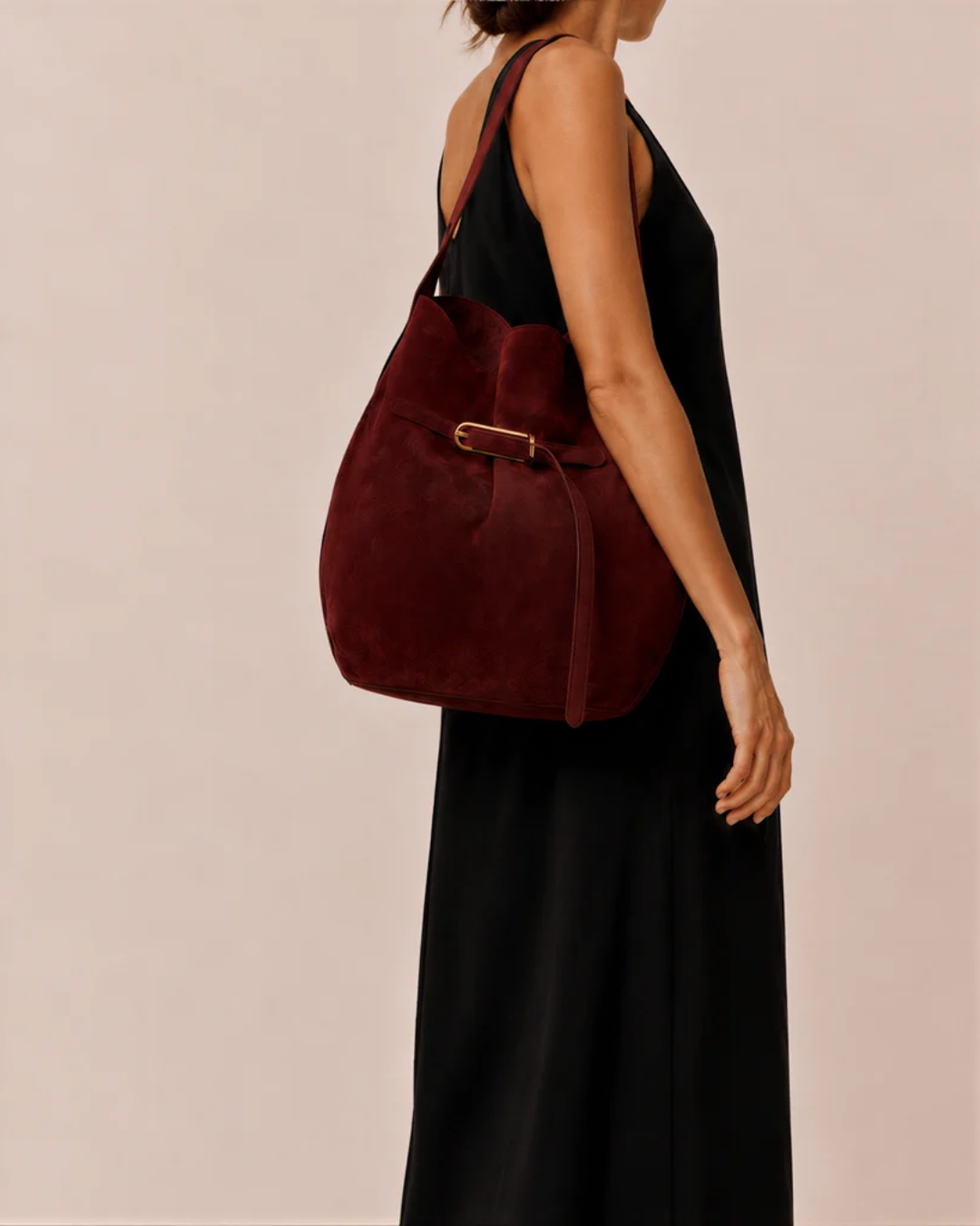 Belted Bucket Bag Large | Burgundy Suede