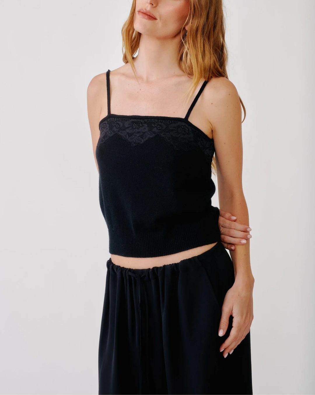 Josie Straight Neck Cami | Black