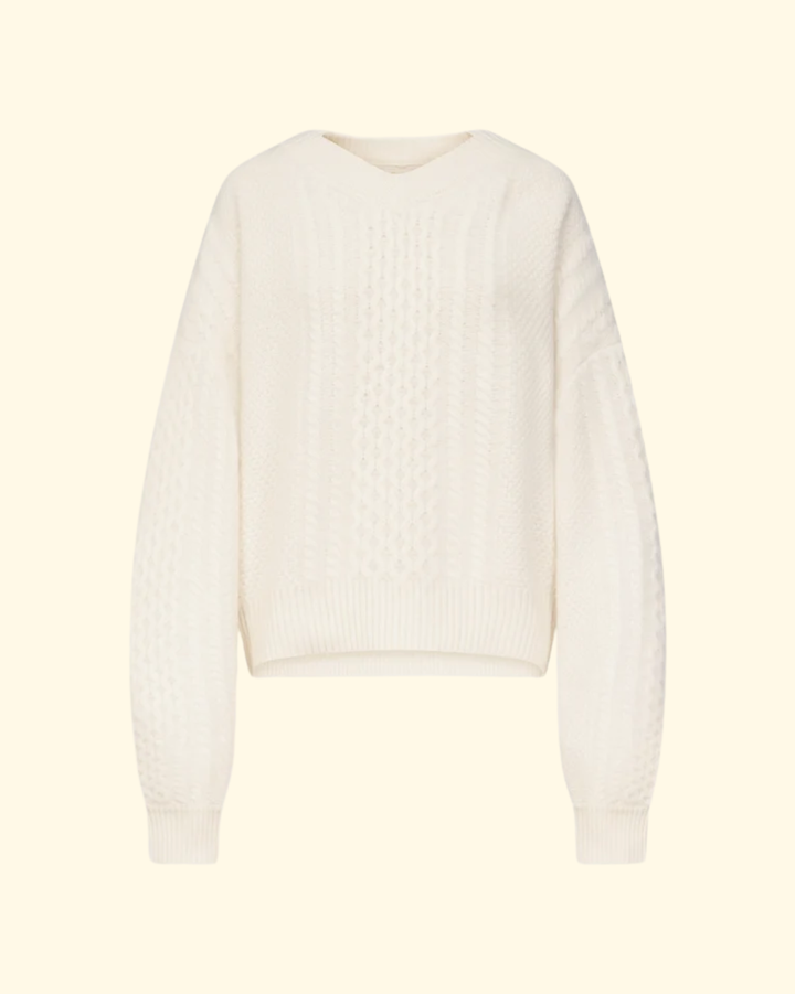 Lucio V-Neck Cable Sweater | Ivory