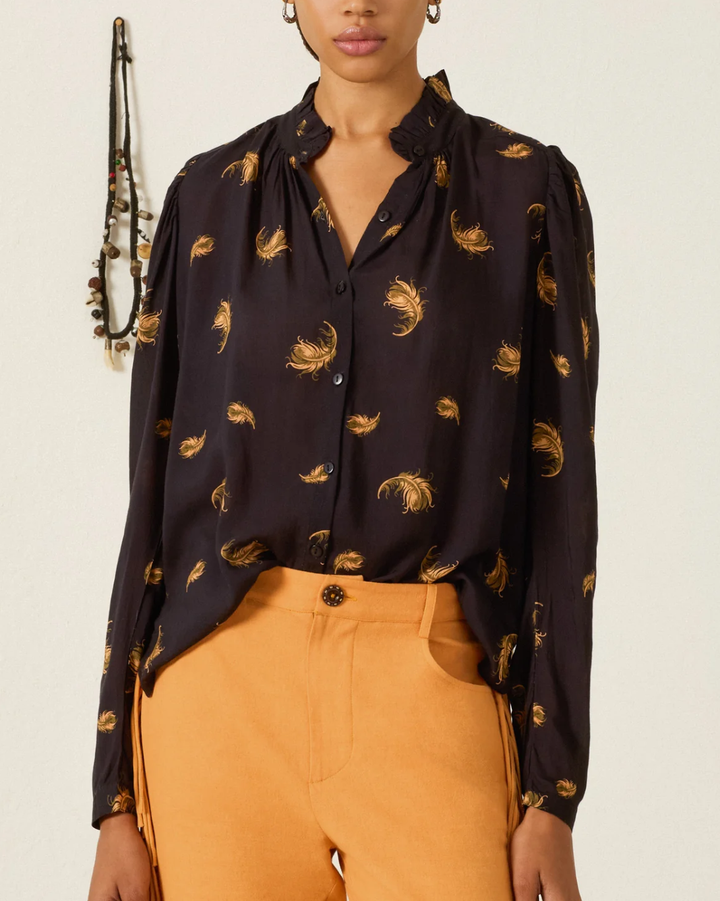 Artemis Feather Light Shirt | Black