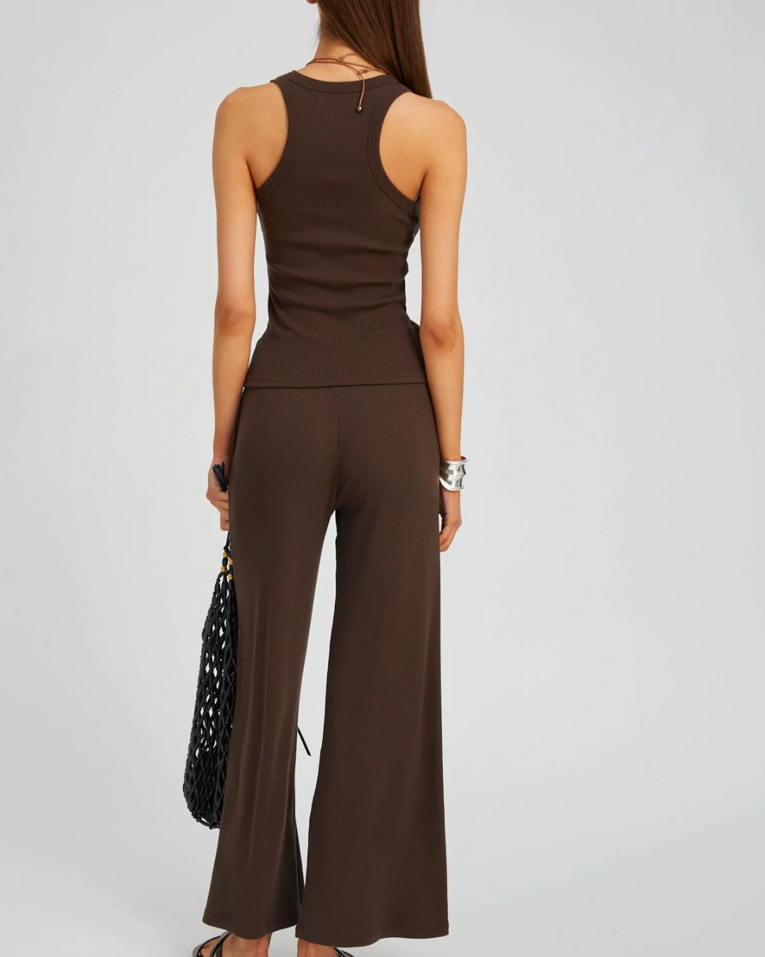 Rib Fitted Scooped Tank | Americano