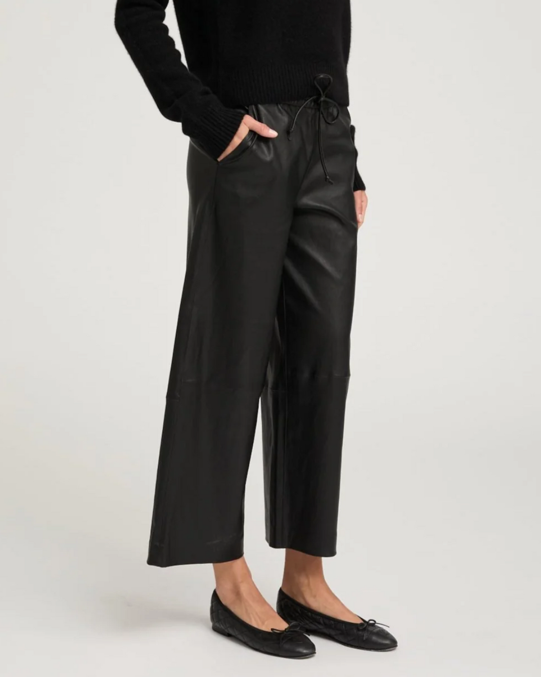 Cropped Baggy Trouser | Black