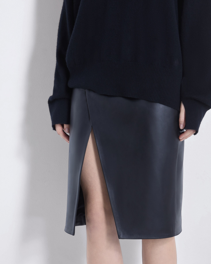 Ekare Slit Skirt | Black