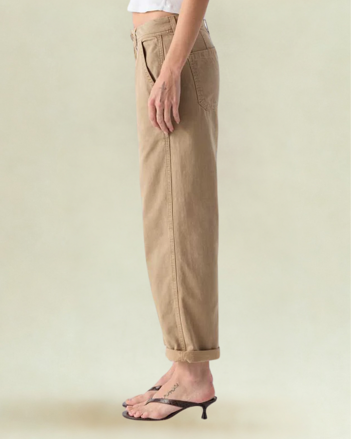 Ursula Pant | Sand