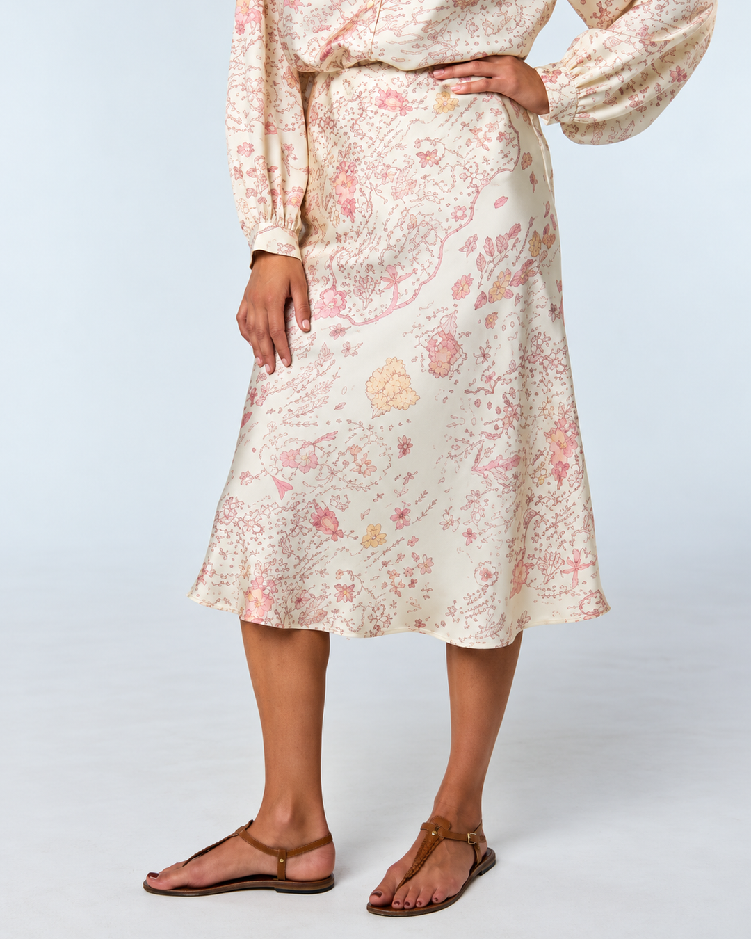 Nola Skirt SE | Carte Ice Rose Ecru — enhanced 4:5 crop