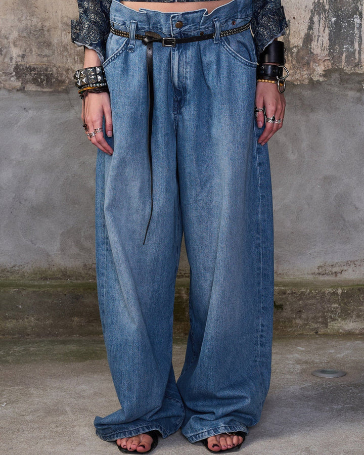Pleated Waistband Jean | Concrete Blue