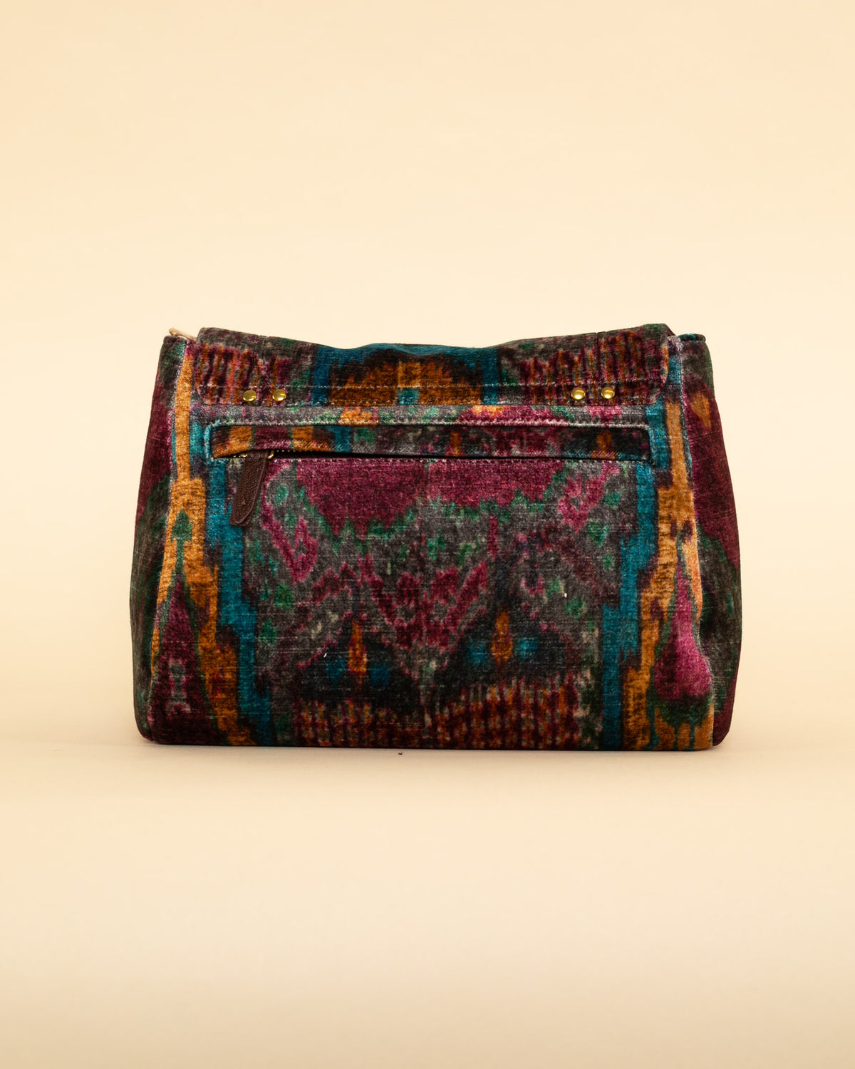 Lulu M | Ikat